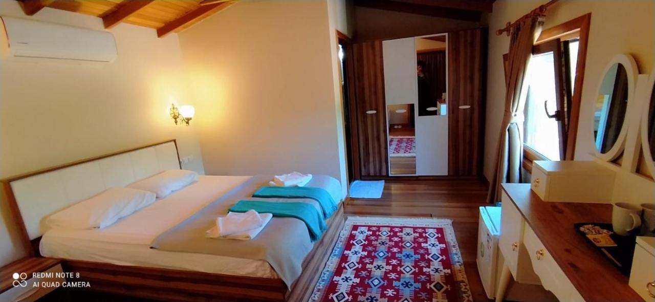Secret Garden Hotel & Bungalows Чирали Екстер'єр фото