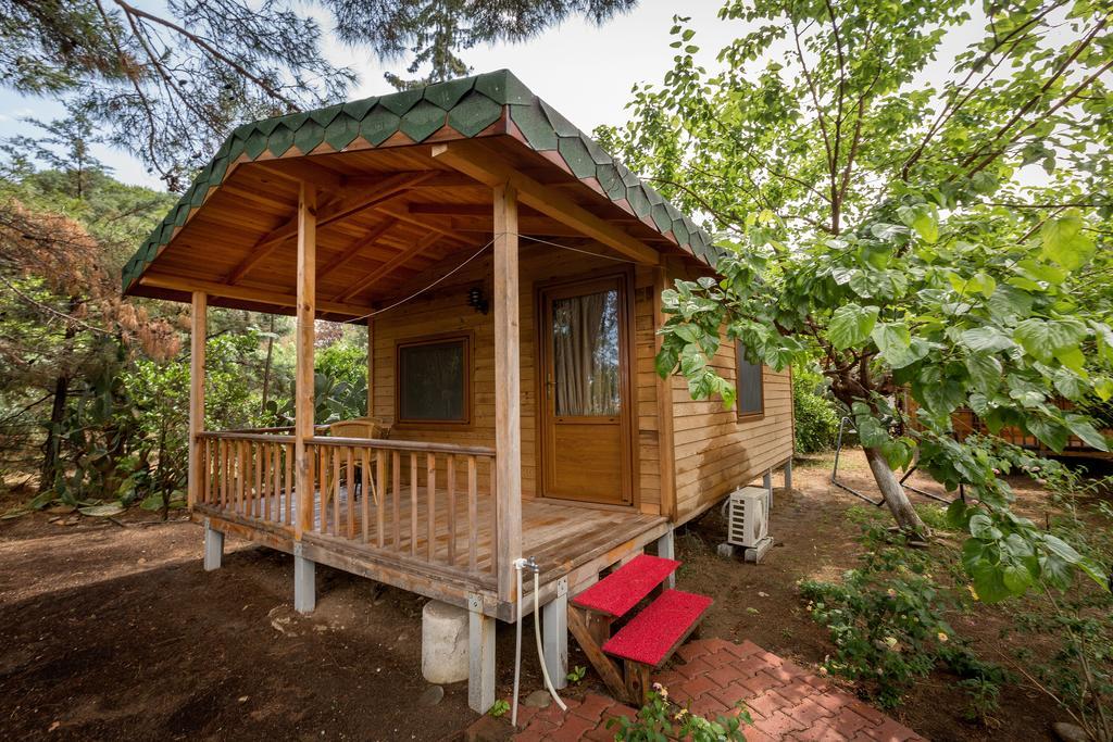 Secret Garden Hotel & Bungalows Чирали Екстер'єр фото