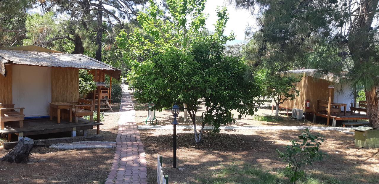Secret Garden Hotel & Bungalows Чирали Екстер'єр фото